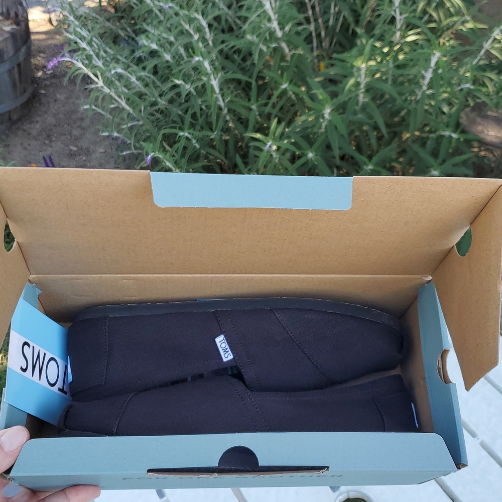 Toms Alpargata Black On Black Women's Size 10 GUC In Box - Picture 11 of 11